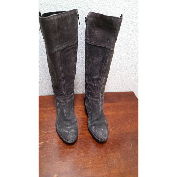 Born Women's Grey Suede Knee-High Riding Boots Side Zippers size 7 - Picture 2 of 10
